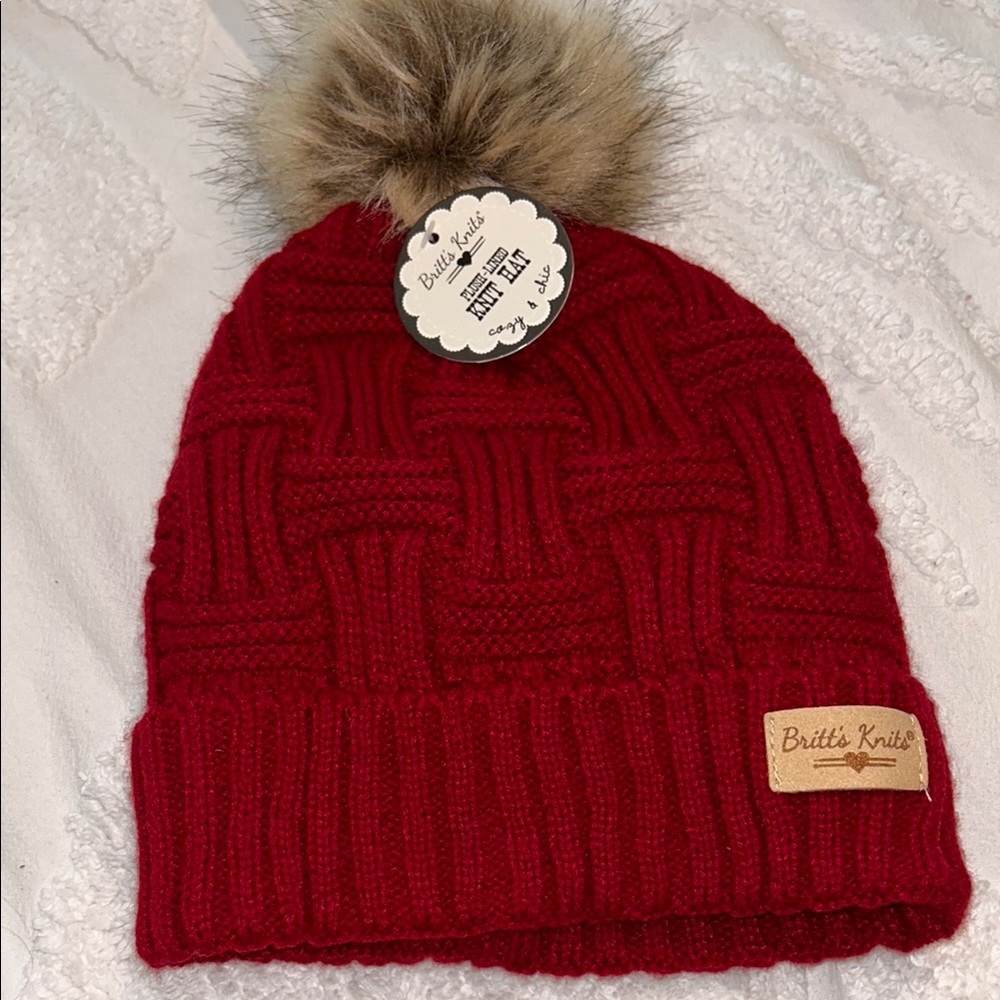 NWT Pom-Pom Knit Beanie Hat
